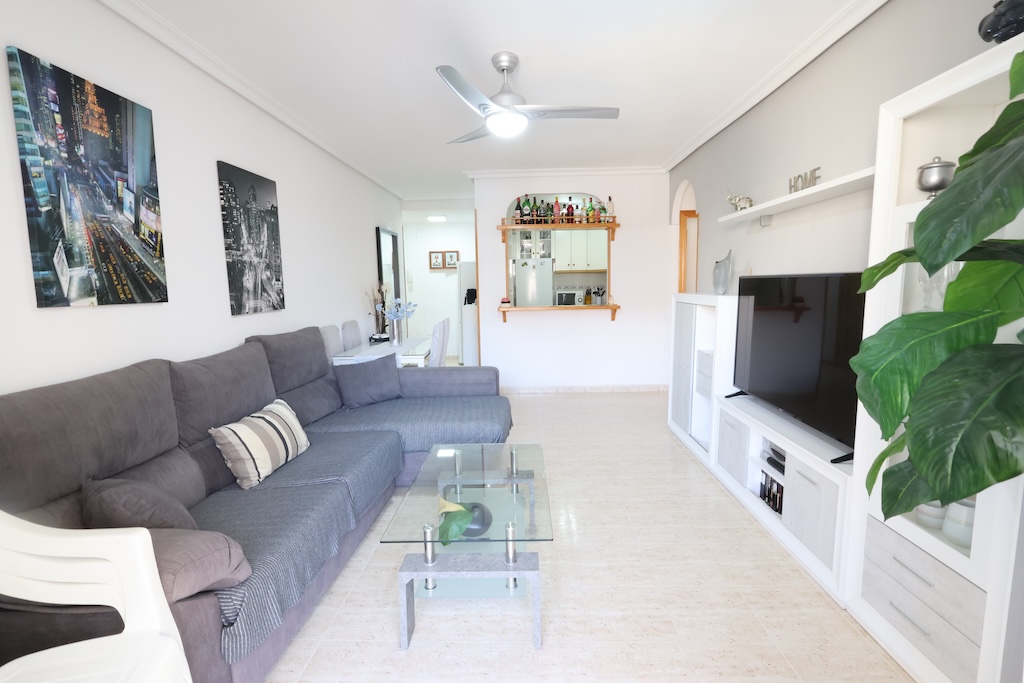 APARTAMENTO CON VISTAS AL MAR Y GARAJE A SOLO 200 METROS DE LA PLAYA DE LA MATA – RESIDENCIAL VIÑA MAR VII