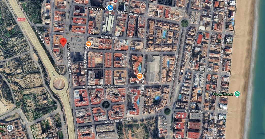 APARTAMENTO REFORMADO EN EL CENTRO DE GUARDAMAR A 600 METROS DE LA PLAYA CON GARAJE INCLUIDO