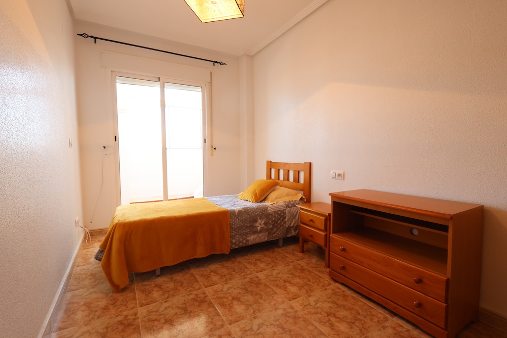 DÚPLEX ORIENTACIÓN SUR CON SOLÁRIUM, GARAJE Y PISCINA COMUNITARIA EN PUNTA PRIMA – LA CIÑUELICA