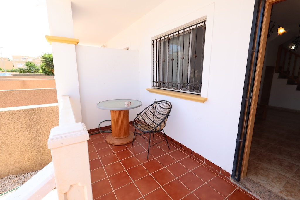 DÚPLEX ORIENTACIÓN SUR CON SOLÁRIUM, GARAJE Y PISCINA COMUNITARIA EN PUNTA PRIMA – LA CIÑUELICA