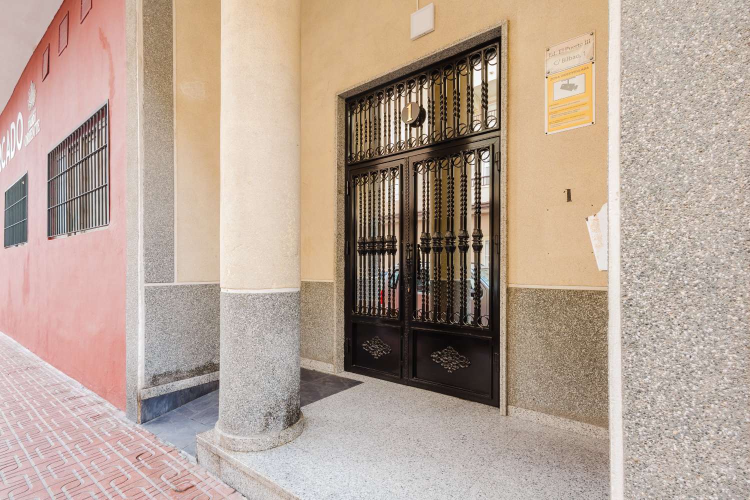 APARTAMENTO DE 3 DORMITORIOS A 600 METROS DE LA PLAYA DEL ACEQUIÓN – LISTO PARA ENTRAR A VIVIR
