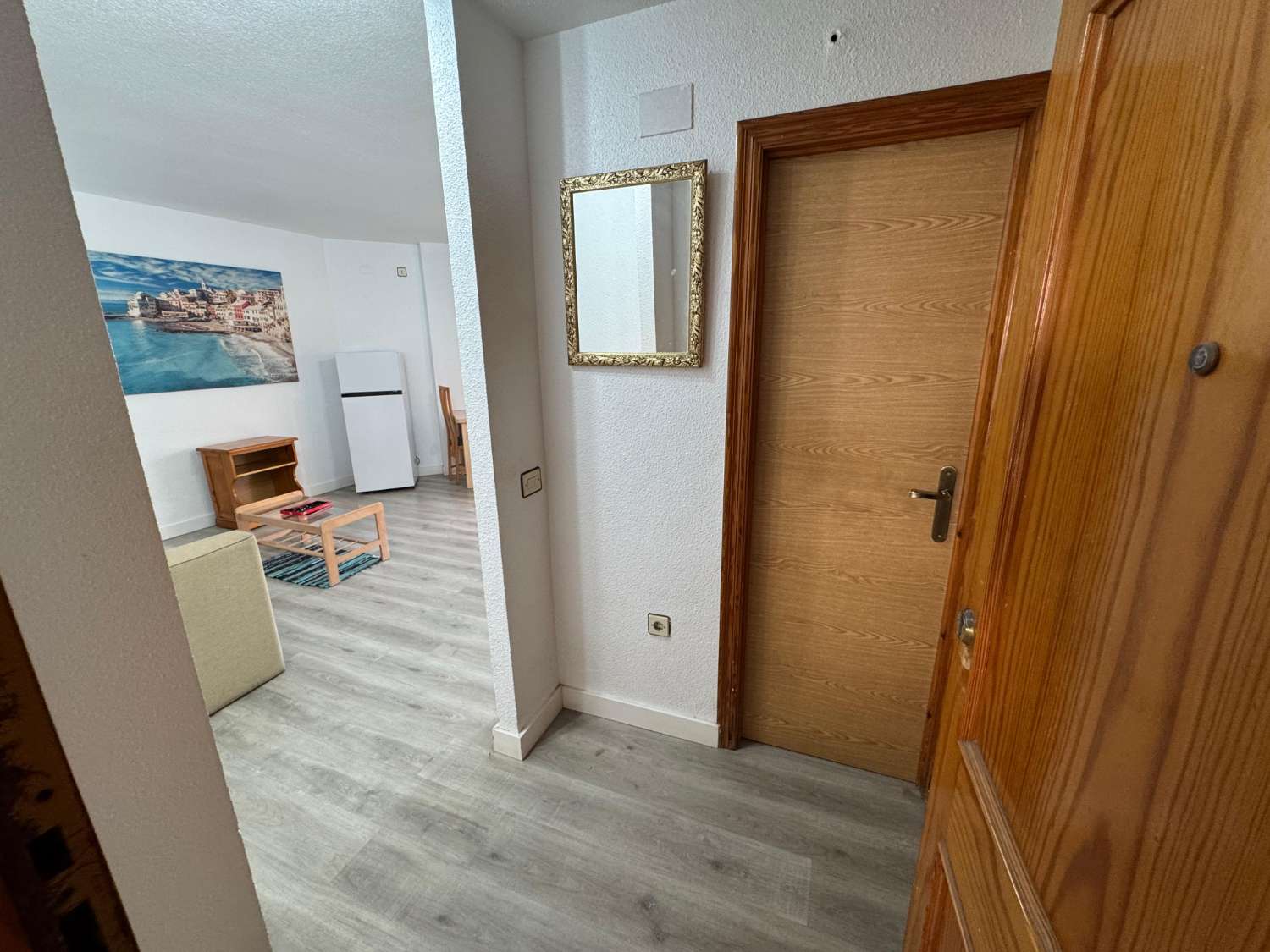 ESTUDIO CON TERRAZA ACRISTALADA Y PISCINA A SOLO 250 METROS DEL MAR