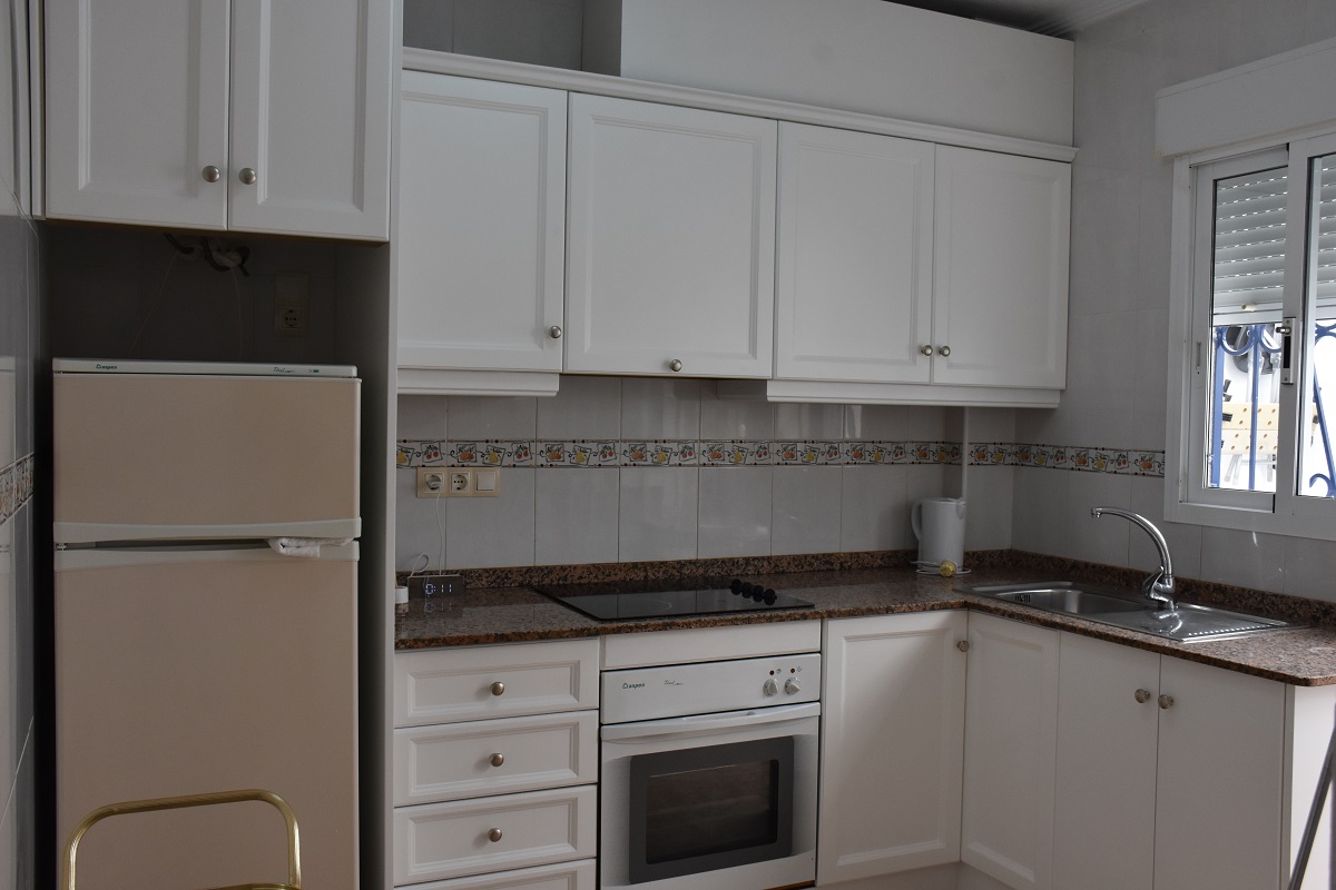 BUNGALOW DÚPLEX ORIENTACIÓN SUR CON SOLÁRIUM, JARDÍN, PISCINA Y PARKING COMUNITARIO