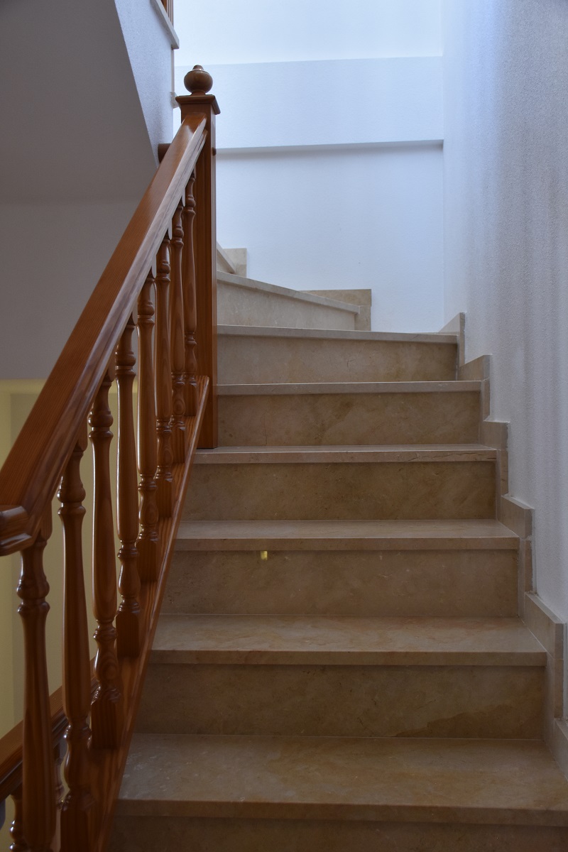 BUNGALOW DÚPLEX ORIENTACIÓN SUR CON SOLÁRIUM, JARDÍN, PISCINA Y PARKING COMUNITARIO
