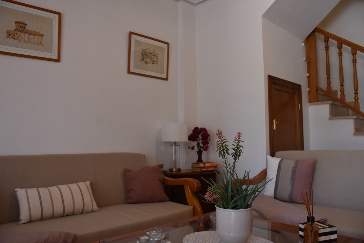 BUNGALOW DÚPLEX ORIENTACIÓN SUR CON SOLÁRIUM, JARDÍN, PISCINA Y PARKING COMUNITARIO