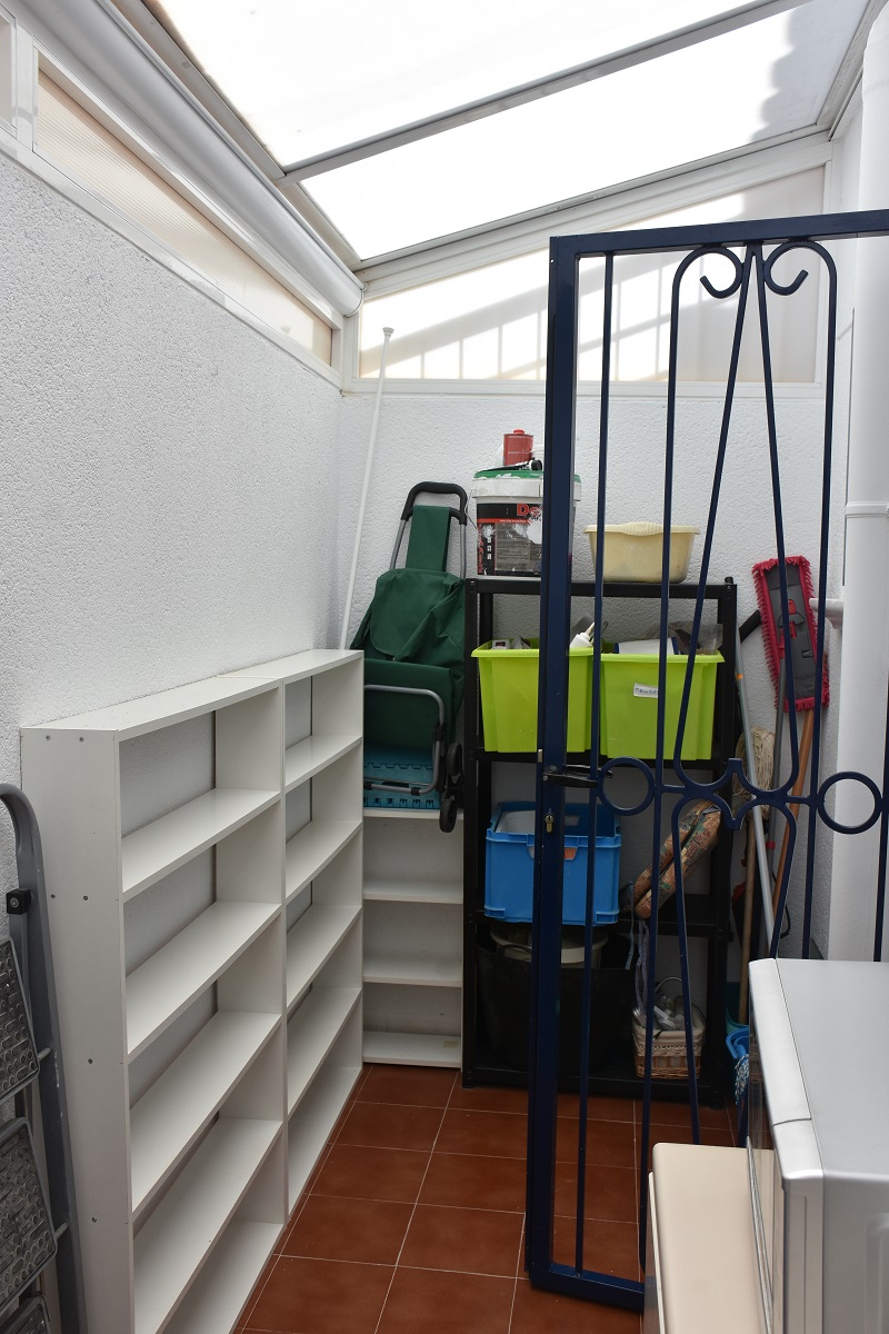 BUNGALOW DÚPLEX ORIENTACIÓN SUR CON SOLÁRIUM, JARDÍN, PISCINA Y PARKING COMUNITARIO