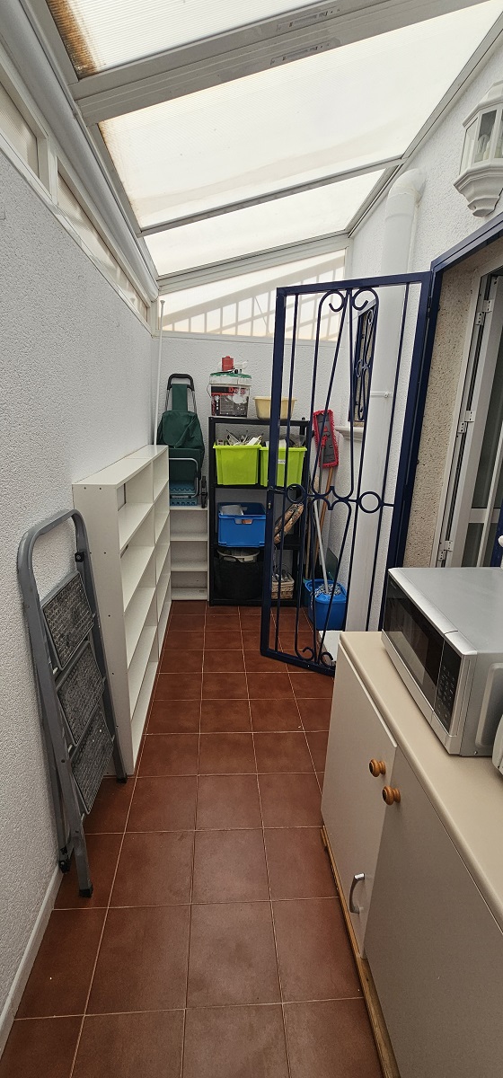 BUNGALOW DÚPLEX ORIENTACIÓN SUR CON SOLÁRIUM, JARDÍN, PISCINA Y PARKING COMUNITARIO