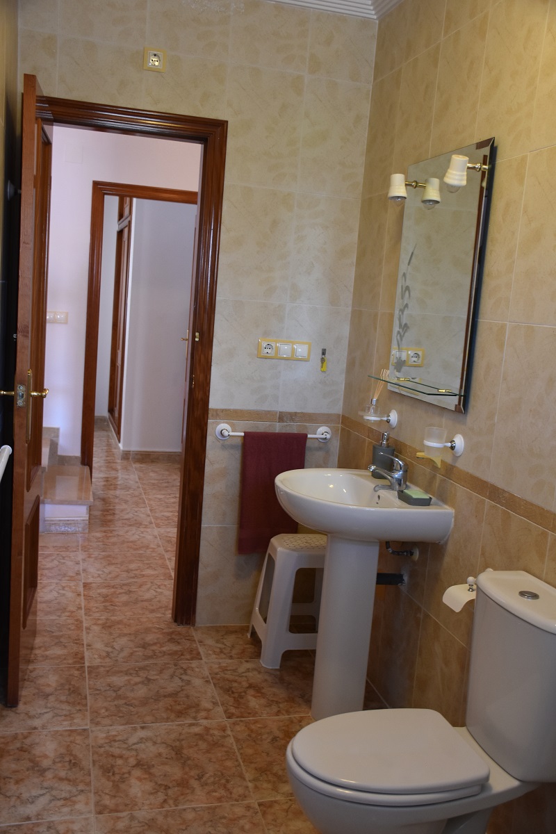 BUNGALOW DÚPLEX ORIENTACIÓN SUR CON SOLÁRIUM, JARDÍN, PISCINA Y PARKING COMUNITARIO