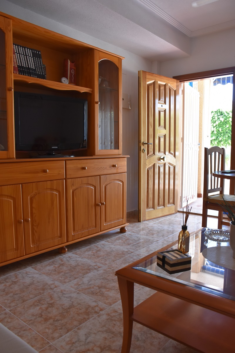 BUNGALOW DÚPLEX ORIENTACIÓN SUR CON SOLÁRIUM, JARDÍN, PISCINA Y PARKING COMUNITARIO