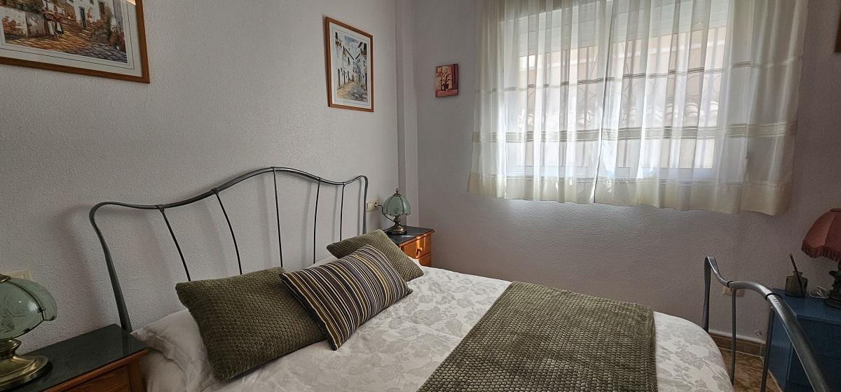 BUNGALOW DÚPLEX ORIENTACIÓN SUR CON SOLÁRIUM, JARDÍN, PISCINA Y PARKING COMUNITARIO