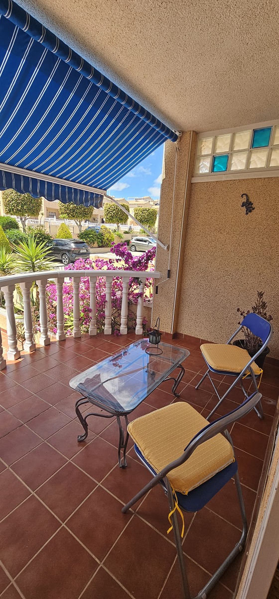 BUNGALOW DÚPLEX ORIENTACIÓN SUR CON SOLÁRIUM, JARDÍN, PISCINA Y PARKING COMUNITARIO