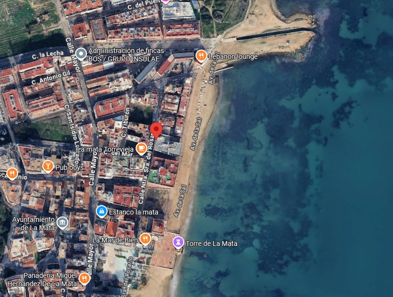 ESPECTACULAR PRIMERA LÍNEA DE PLAYA CON VISTAS PANORÁMICAS AL MAR Y GARAJE EN LA MATA