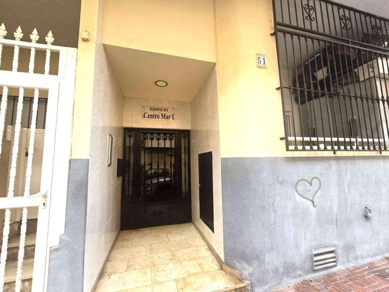 APARTAMENTO CON TERRAZA, ASCENSOR Y A SOLO 10 MINUTOS DE LAS PLAYAS DE LOS LOCOS Y DEL CURA
