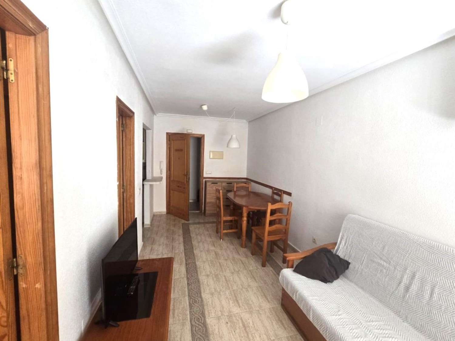 APARTAMENTO CON TERRAZA, ASCENSOR Y A SOLO 10 MINUTOS DE LAS PLAYAS DE LOS LOCOS Y DEL CURA