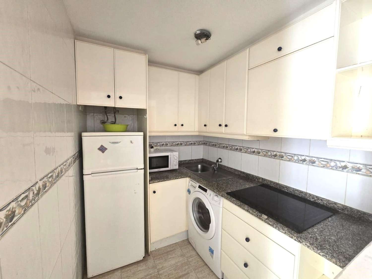APARTAMENTO CON TERRAZA, ASCENSOR Y A SOLO 10 MINUTOS DE LAS PLAYAS DE LOS LOCOS Y DEL CURA