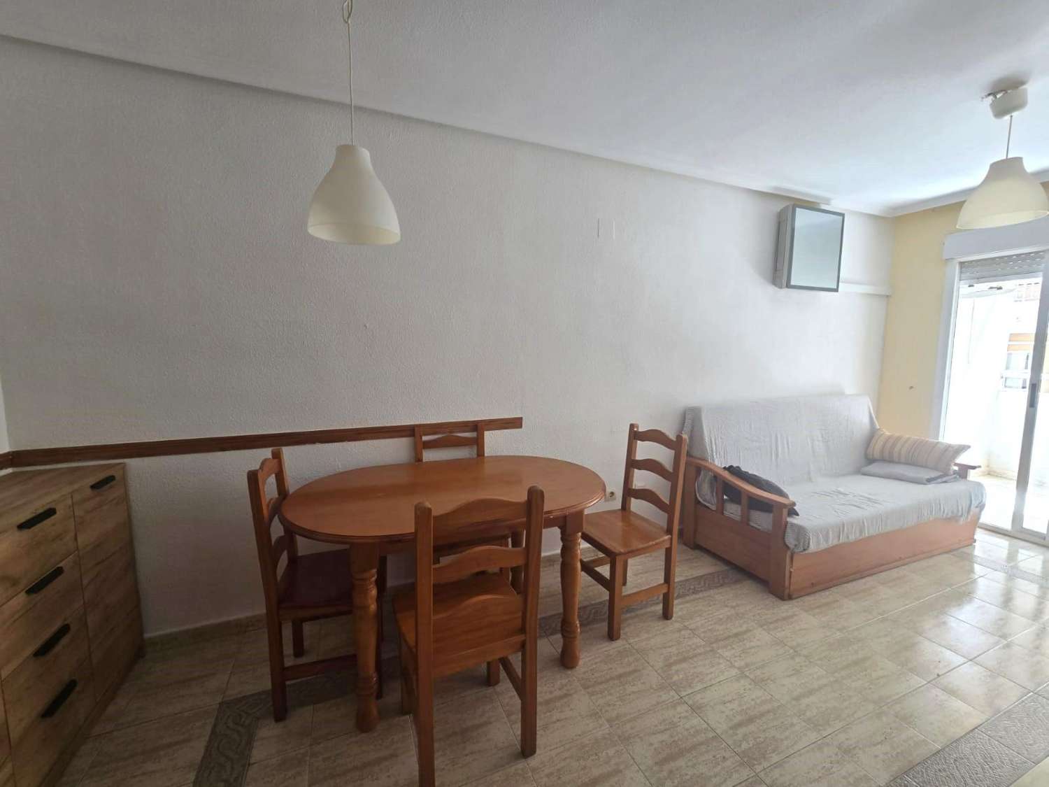 APARTAMENTO CON TERRAZA, ASCENSOR Y A SOLO 10 MINUTOS DE LAS PLAYAS DE LOS LOCOS Y DEL CURA