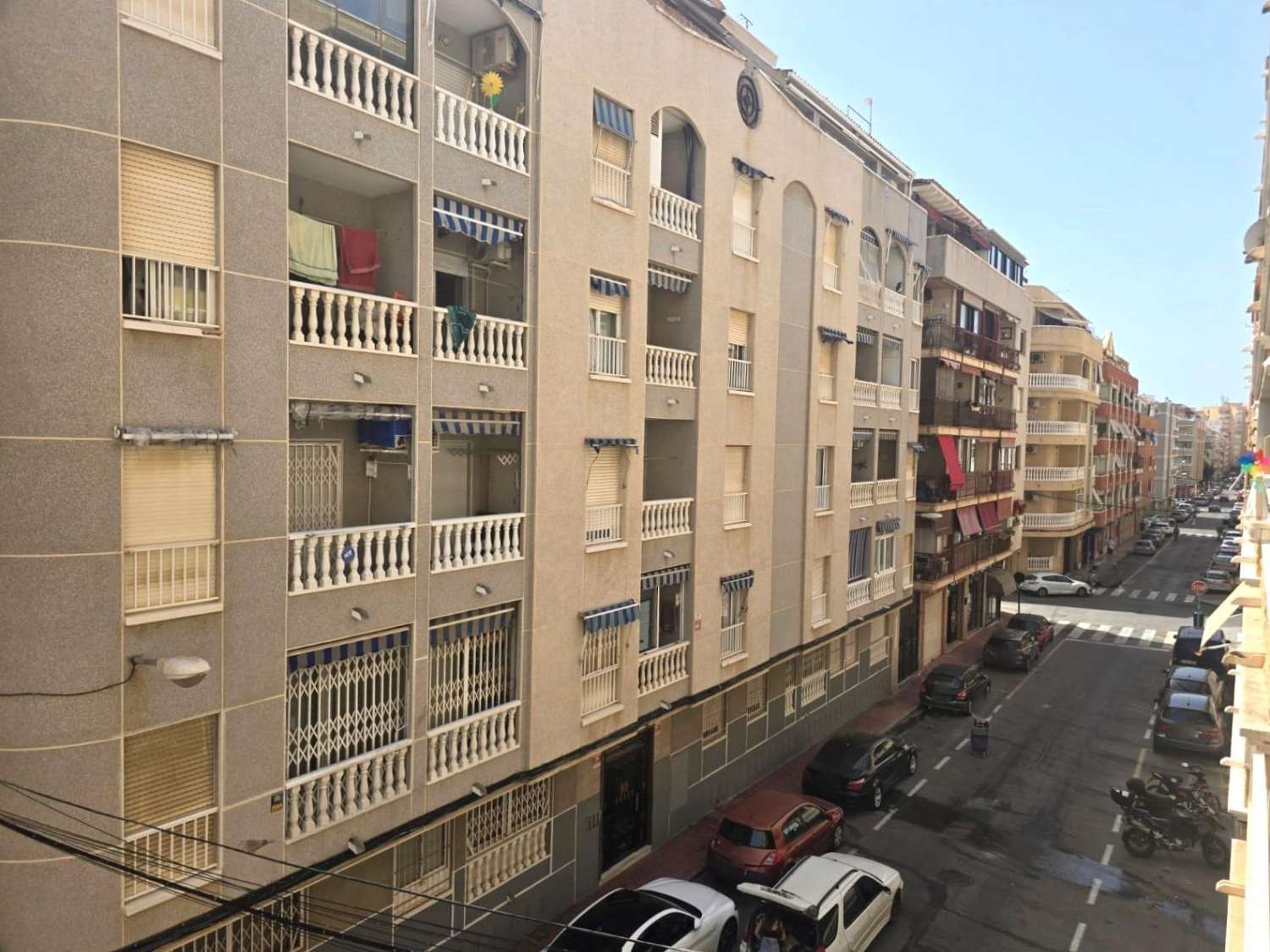 APARTAMENTO CON TERRAZA, ASCENSOR Y A SOLO 10 MINUTOS DE LAS PLAYAS DE LOS LOCOS Y DEL CURA