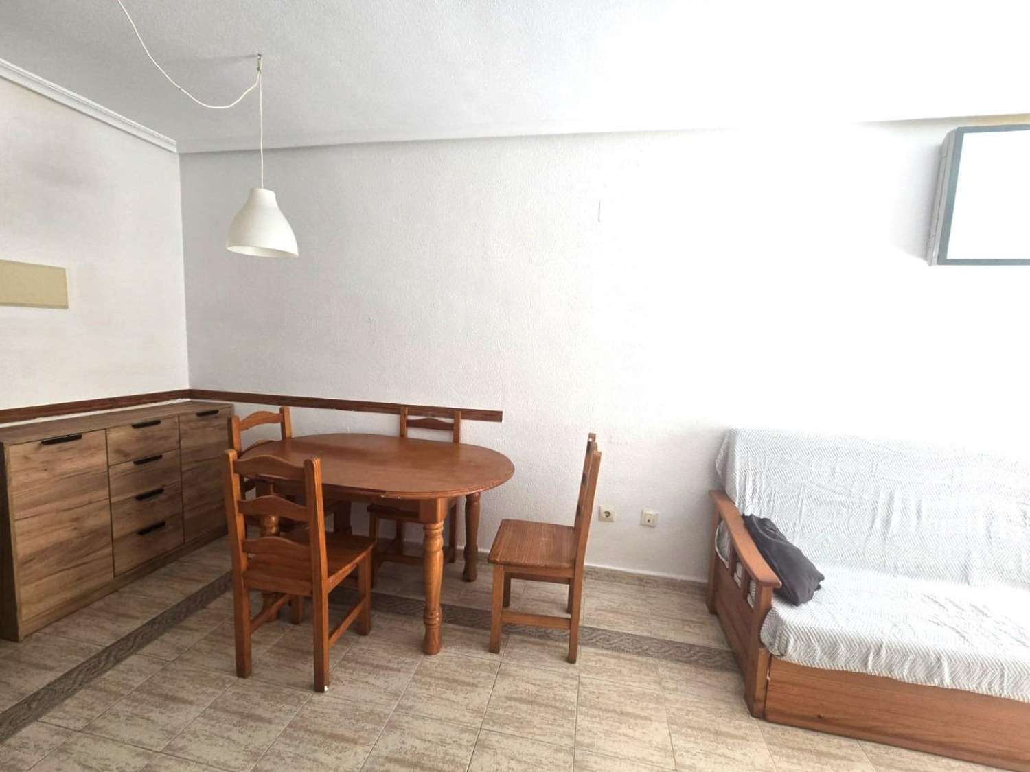 APARTAMENTO CON TERRAZA, ASCENSOR Y A SOLO 10 MINUTOS DE LAS PLAYAS DE LOS LOCOS Y DEL CURA