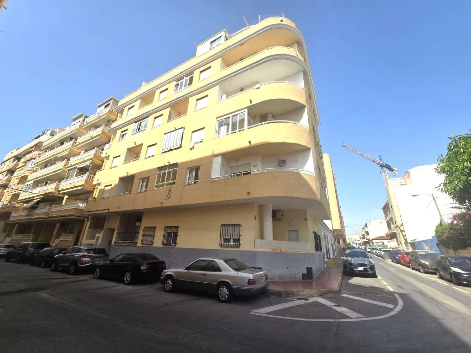 APARTAMENTO CON TERRAZA, ASCENSOR Y A SOLO 10 MINUTOS DE LAS PLAYAS DE LOS LOCOS Y DEL CURA