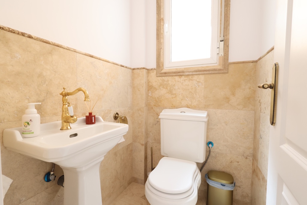 CHALET INDEPENDIENTE ORIENTACIÓN SUR CON 3 TERRAZAS Y PISCINA EN VILLAMARTÍN