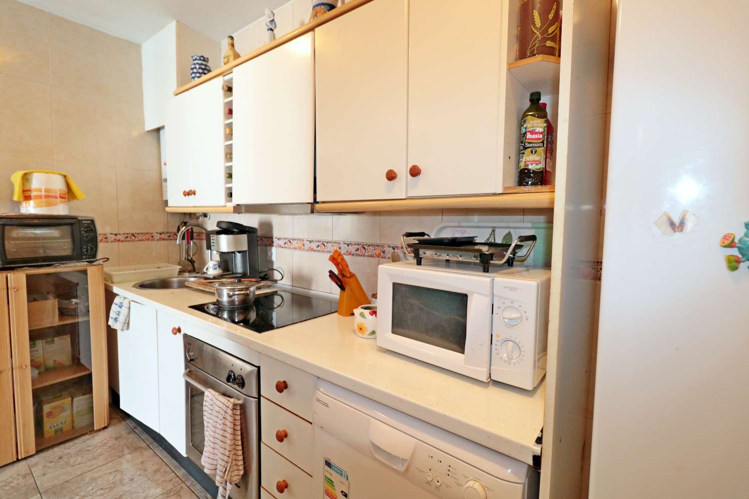 QUAD CON PISCINA PRIVADA, 4 DORMITORIOS, PARCELA DE 120 M² Y ORIENTACIÓN SUROESTE EN TORREVIEJA