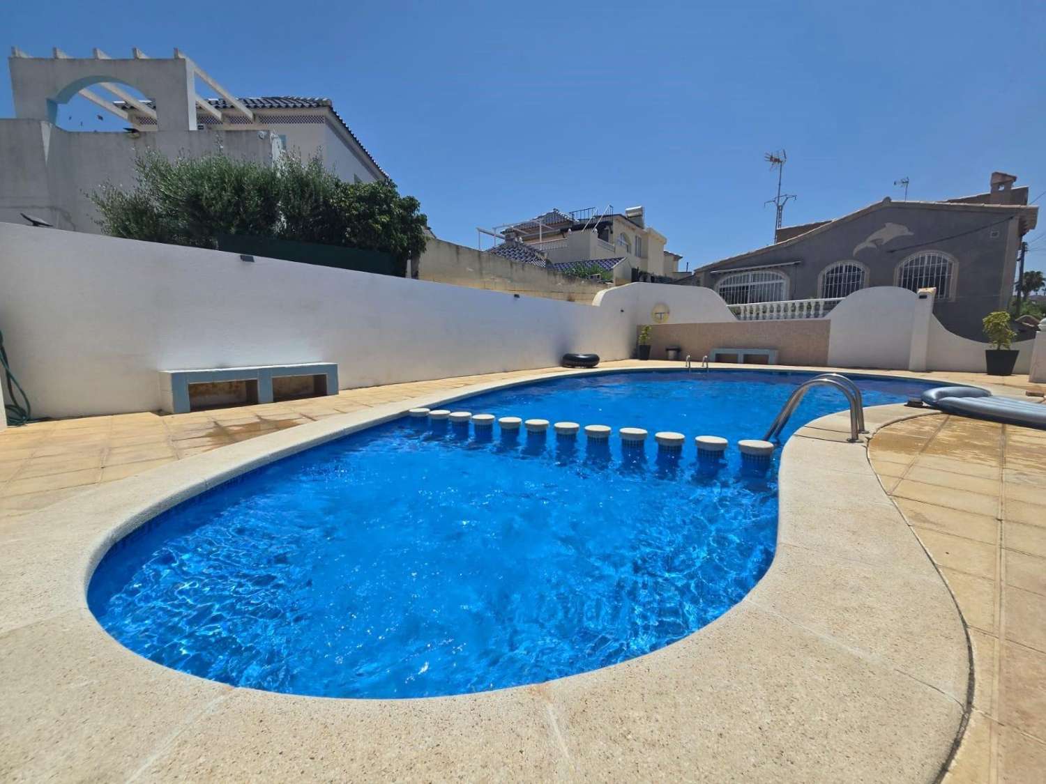 ESPECTACULAR DÚPLEX DE 3 PLANTAS CON 2 TERRAZAS, SOLÁRIUM Y PISCINA EN LOS BALCONES