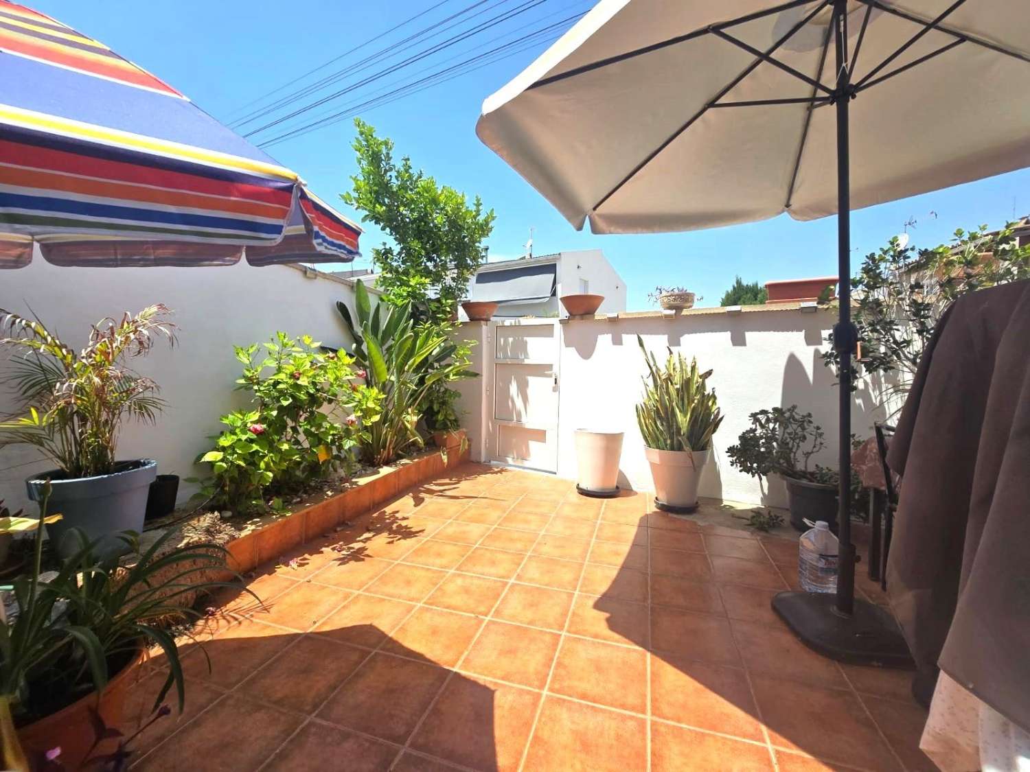 ESPECTACULAR DÚPLEX DE 3 PLANTAS CON 2 TERRAZAS, SOLÁRIUM Y PISCINA EN LOS BALCONES