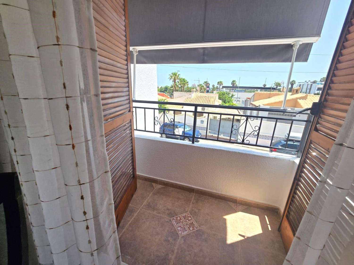 ESPECTACULAR DÚPLEX DE 3 PLANTAS CON 2 TERRAZAS, SOLÁRIUM Y PISCINA EN LOS BALCONES