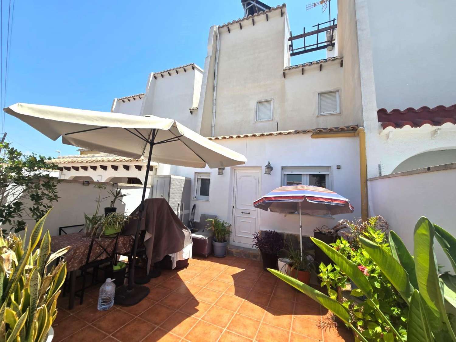 ESPECTACULAR DÚPLEX DE 3 PLANTAS CON 2 TERRAZAS, SOLÁRIUM Y PISCINA EN LOS BALCONES