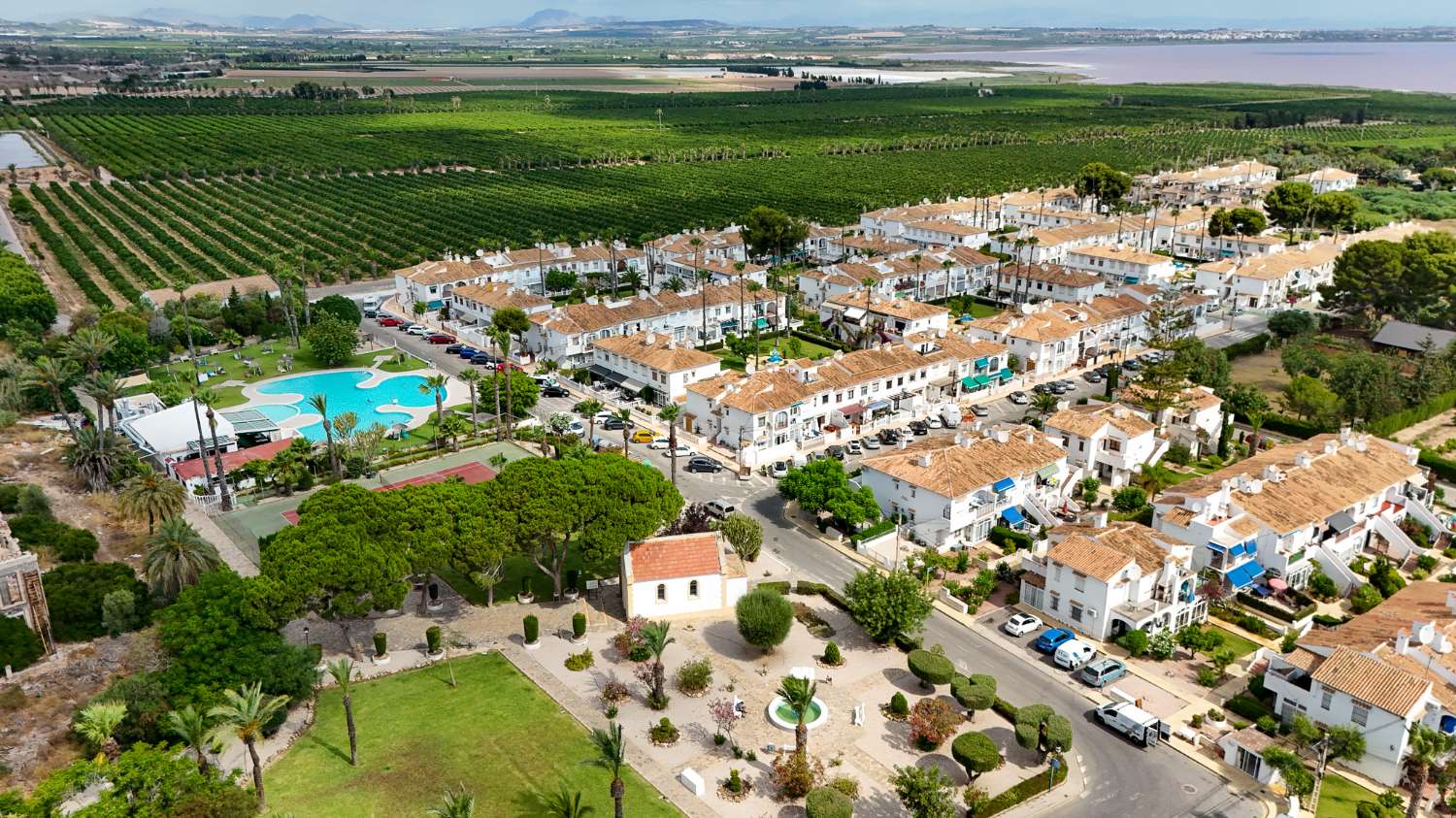 APARTAMENTO LISTO PARA ENTRAR A VIVIR EN LAGO JARDÍN CON PISCINA, TERRAZA Y EXCELENTE UBICACIÓN