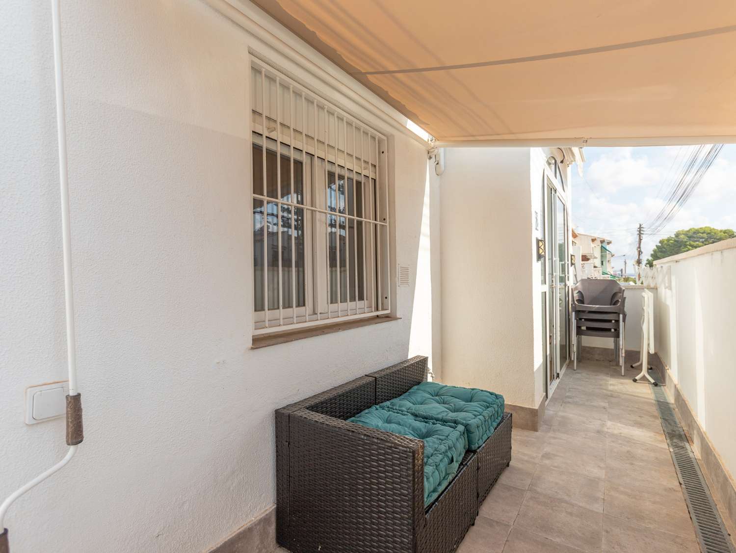 APARTAMENTO LISTO PARA ENTRAR A VIVIR EN LAGO JARDÍN CON PISCINA, TERRAZA Y EXCELENTE UBICACIÓN