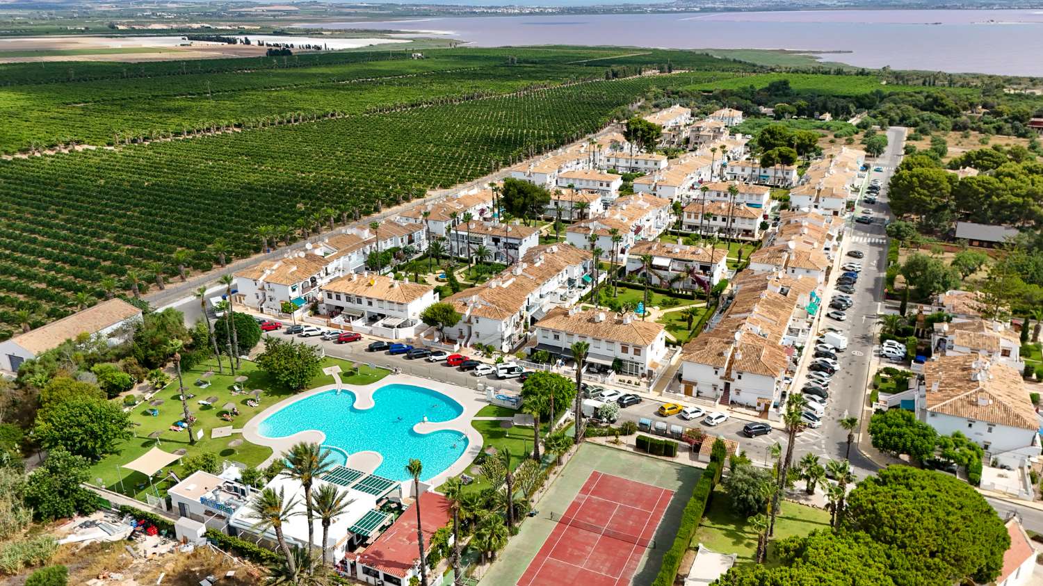 APARTAMENTO LISTO PARA ENTRAR A VIVIR EN LAGO JARDÍN CON PISCINA, TERRAZA Y EXCELENTE UBICACIÓN