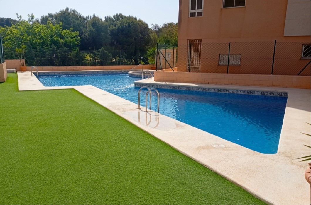 APARTMENT WITH SEA VIEWS, TERRACE, GARAGE AND POOL IN PLAYA HONDA