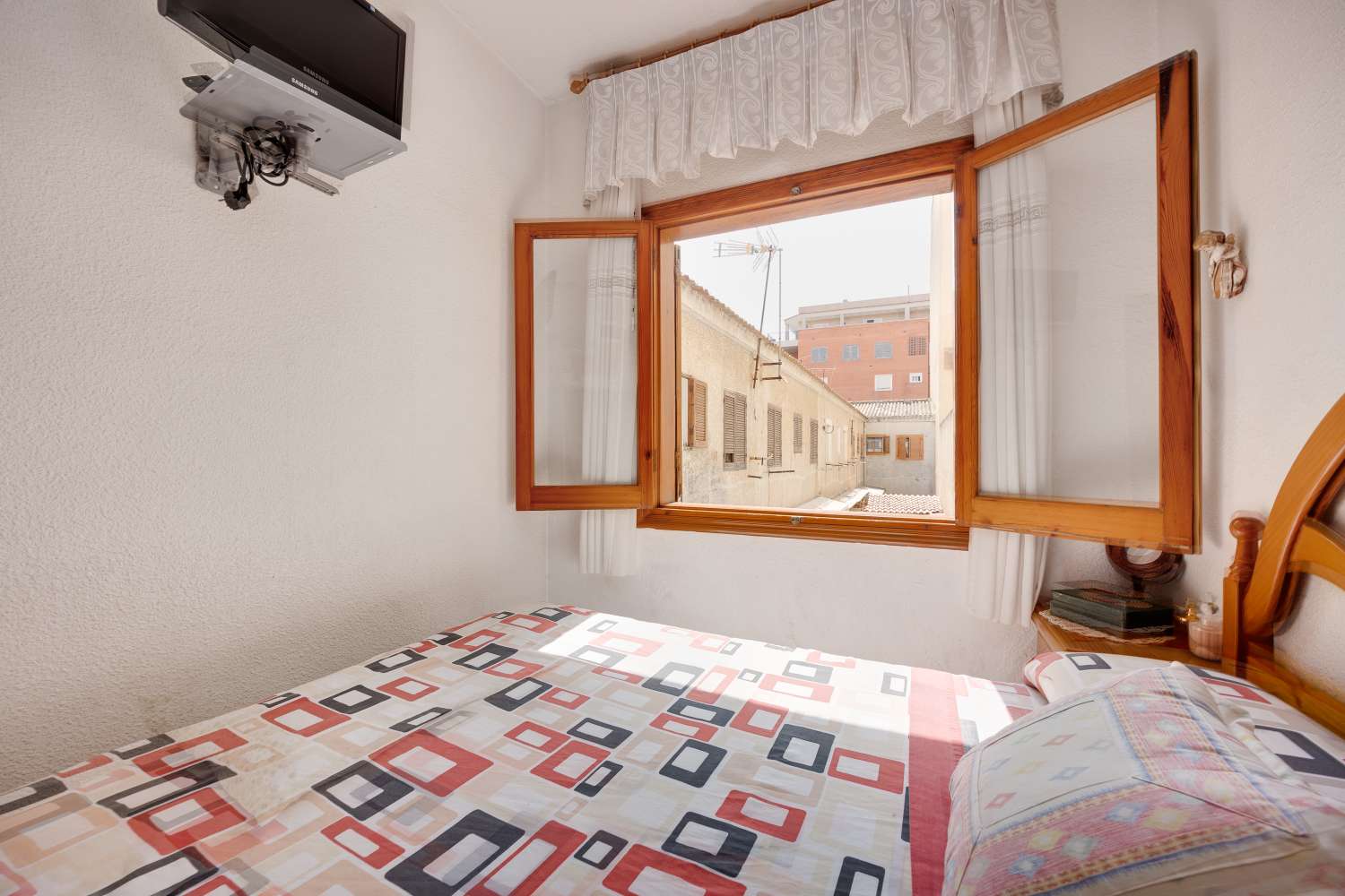 BUNGALOW EN PLAYA DEL ACEQUIÓN A 250 METROS DEL MAR