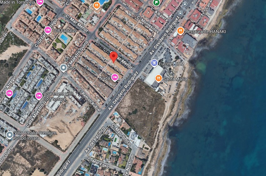 BUNGALOW DE 3 DORMITORIOS CON AMPLIA TERRAZA A 50 METROS DEL MAR EN EL ACEQUIÓN – LOS NÁUFRAGOS