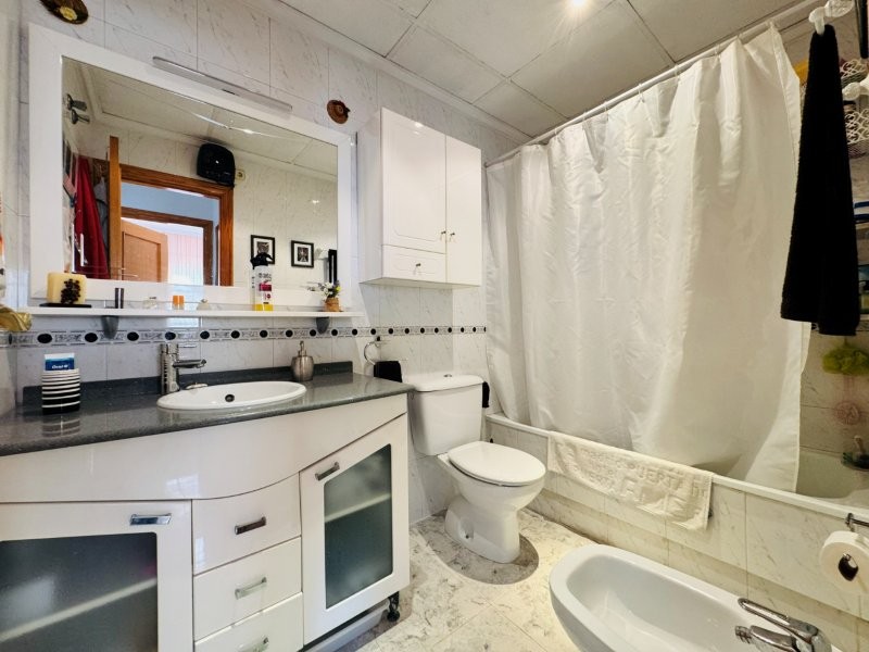 APARTAMENTO IMPECABLE A 200 METROS DE LA PLAYA EN LA MATA CON AMPLIO TRASTERO