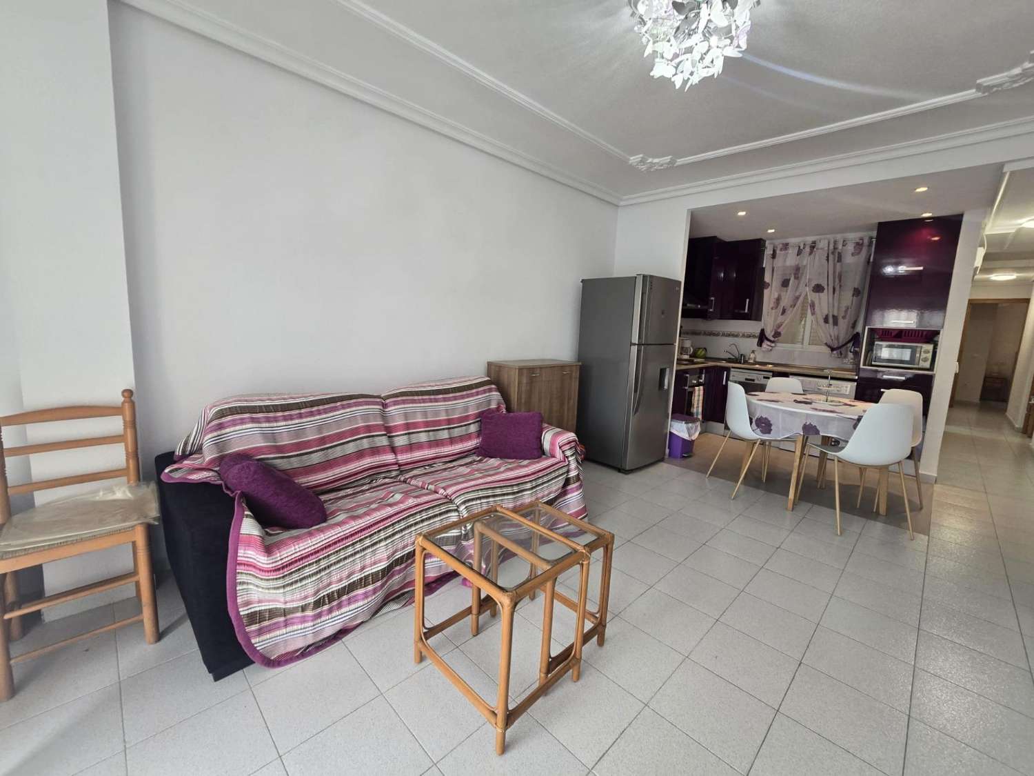MODERN APPARTEMENT 5 MINUTEN VAN ZEE MET TERRAS EN ZIJKANT