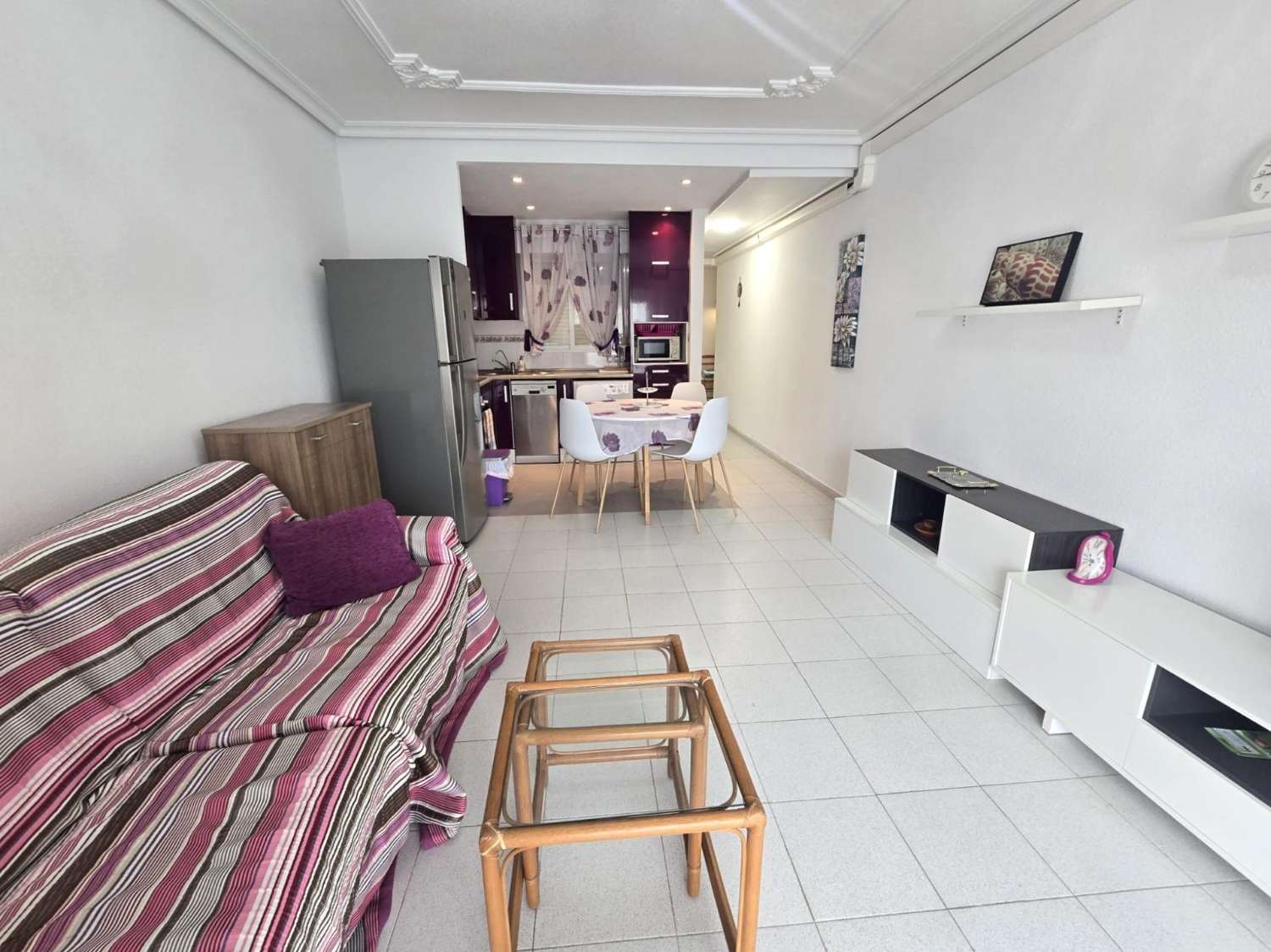 MODERN APPARTEMENT 5 MINUTEN VAN ZEE MET TERRAS EN ZIJKANT
