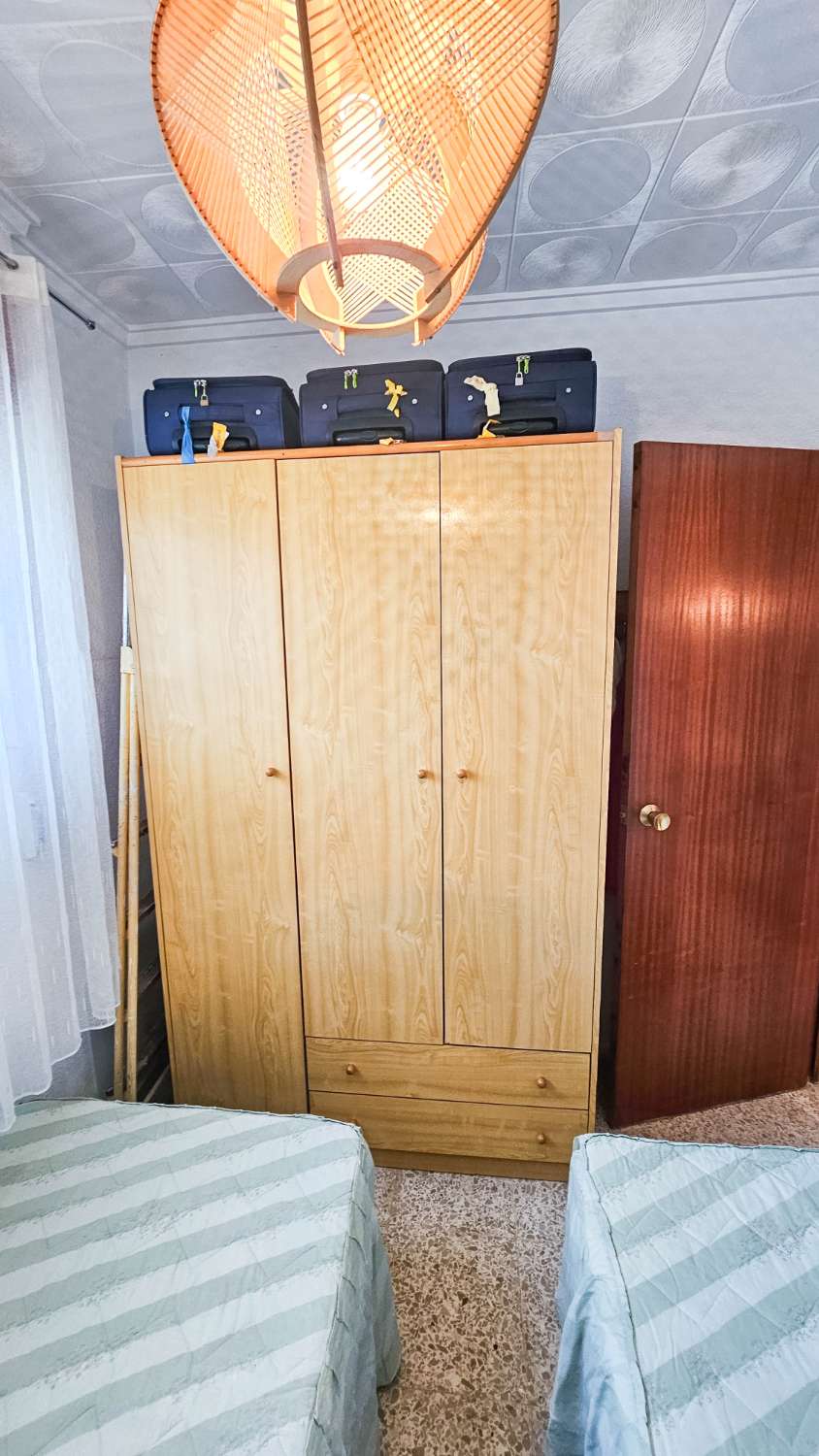 БУНГАЛО З ПРИВАТНИМ САДОМ І ВЕЛИКОЮ ТЕРАСОЮ В ТОРРЕТАСІ, ТОРРЕВІЄХА