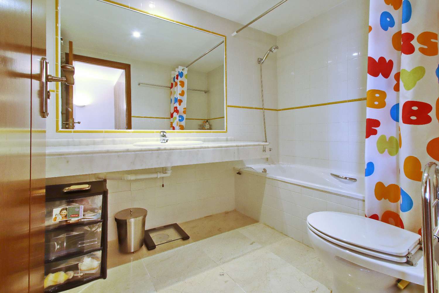 APARTAMENTO DE LUJO DE 2 DORMITORIOS CON ORIENTACIÓN SUR, TERRAZA Y GARAJE EN LA ENTRADA, PUNTA PRIMA