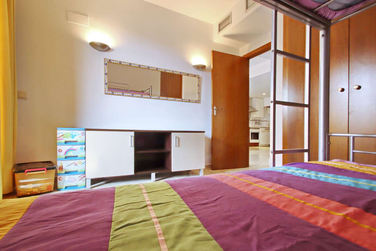 APARTAMENTO DE LUJO DE 2 DORMITORIOS CON ORIENTACIÓN SUR, TERRAZA Y GARAJE EN LA ENTRADA, PUNTA PRIMA