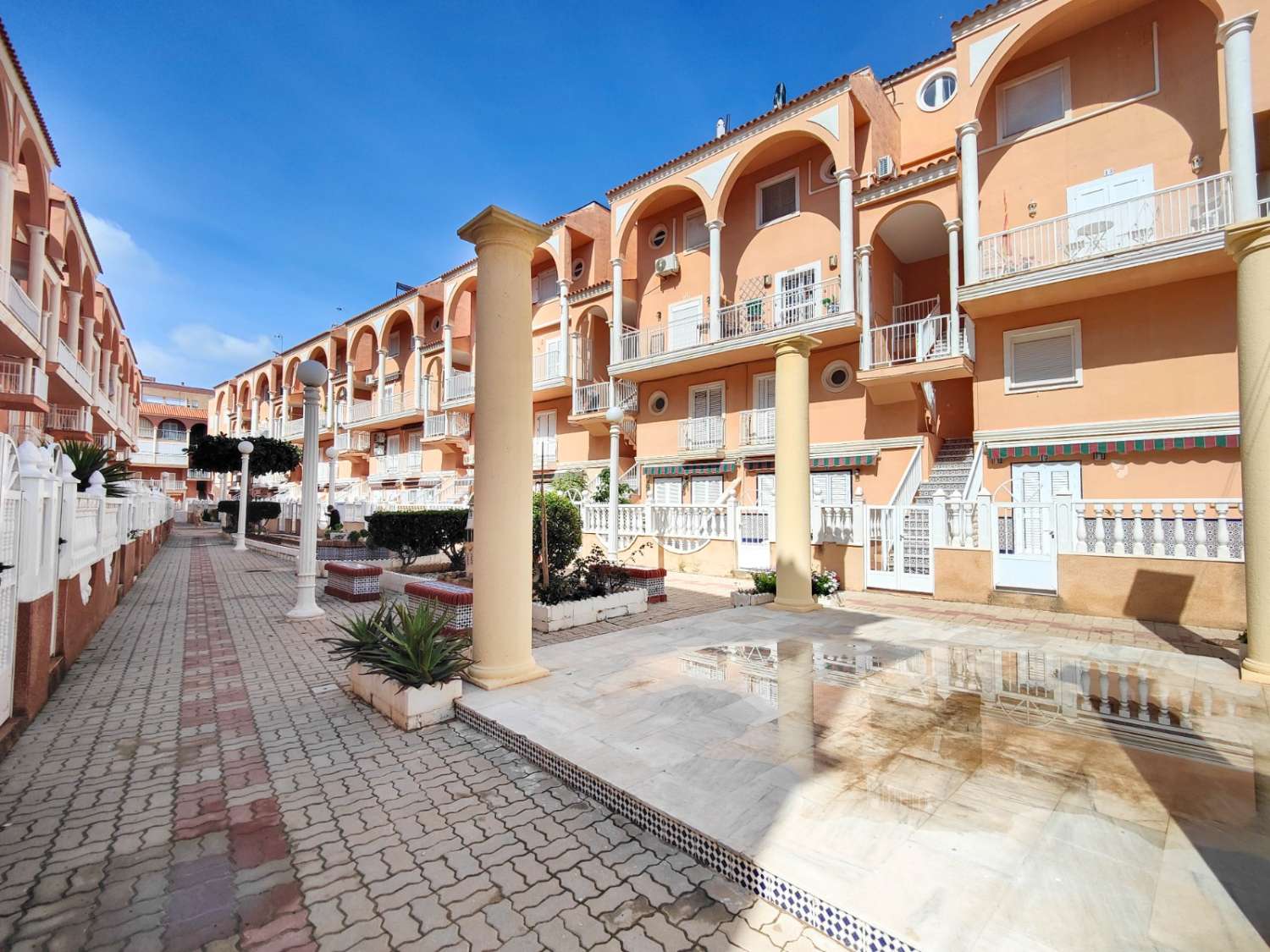 ÁTICO DÚPLEX CON SOLÁRIUM PRIVADO Y VISTAS AL MAR A 200 M DE LA PLAYA DE LA MATA