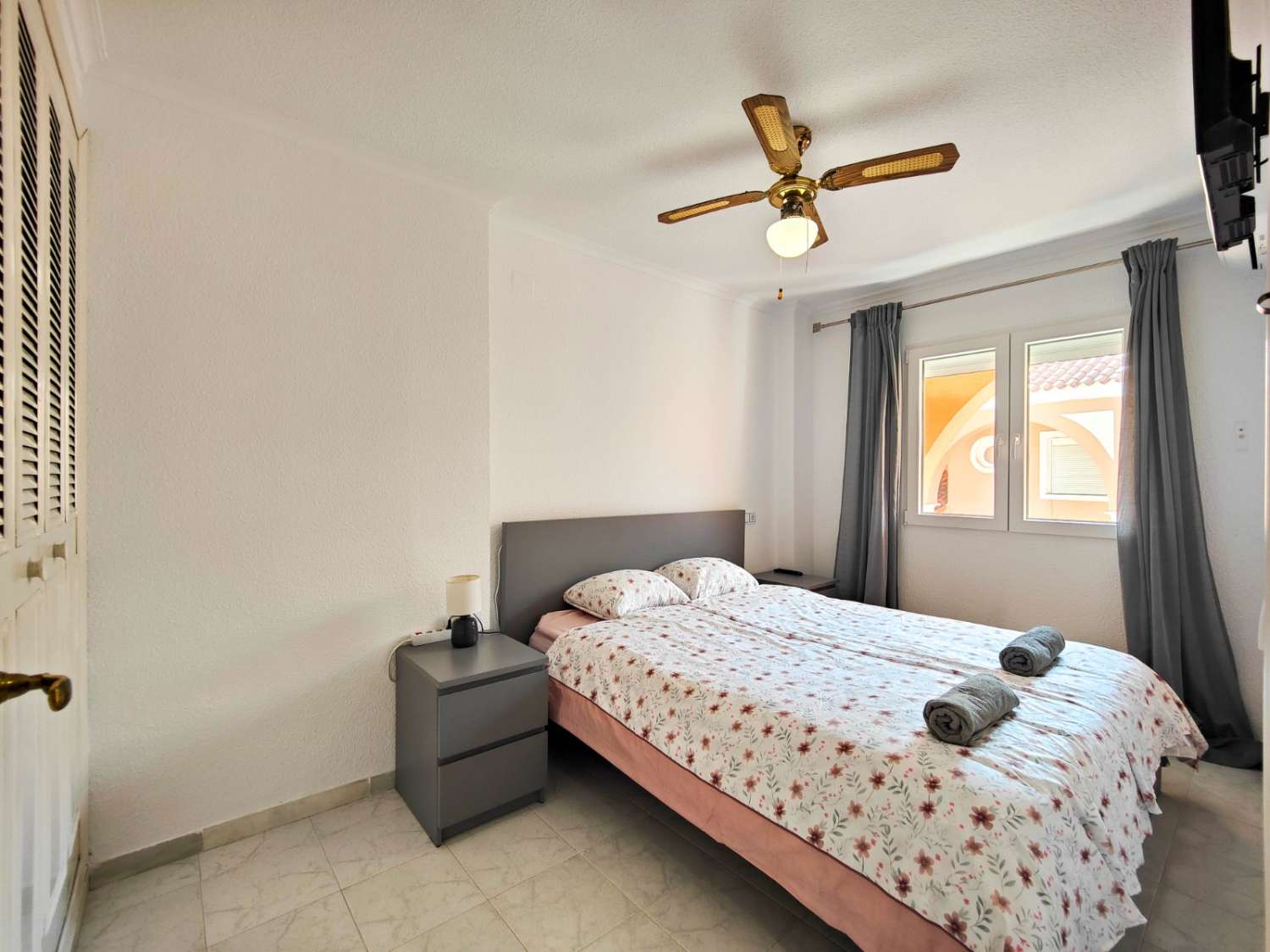 ÁTICO DÚPLEX CON SOLÁRIUM PRIVADO Y VISTAS AL MAR A 200 M DE LA PLAYA DE LA MATA