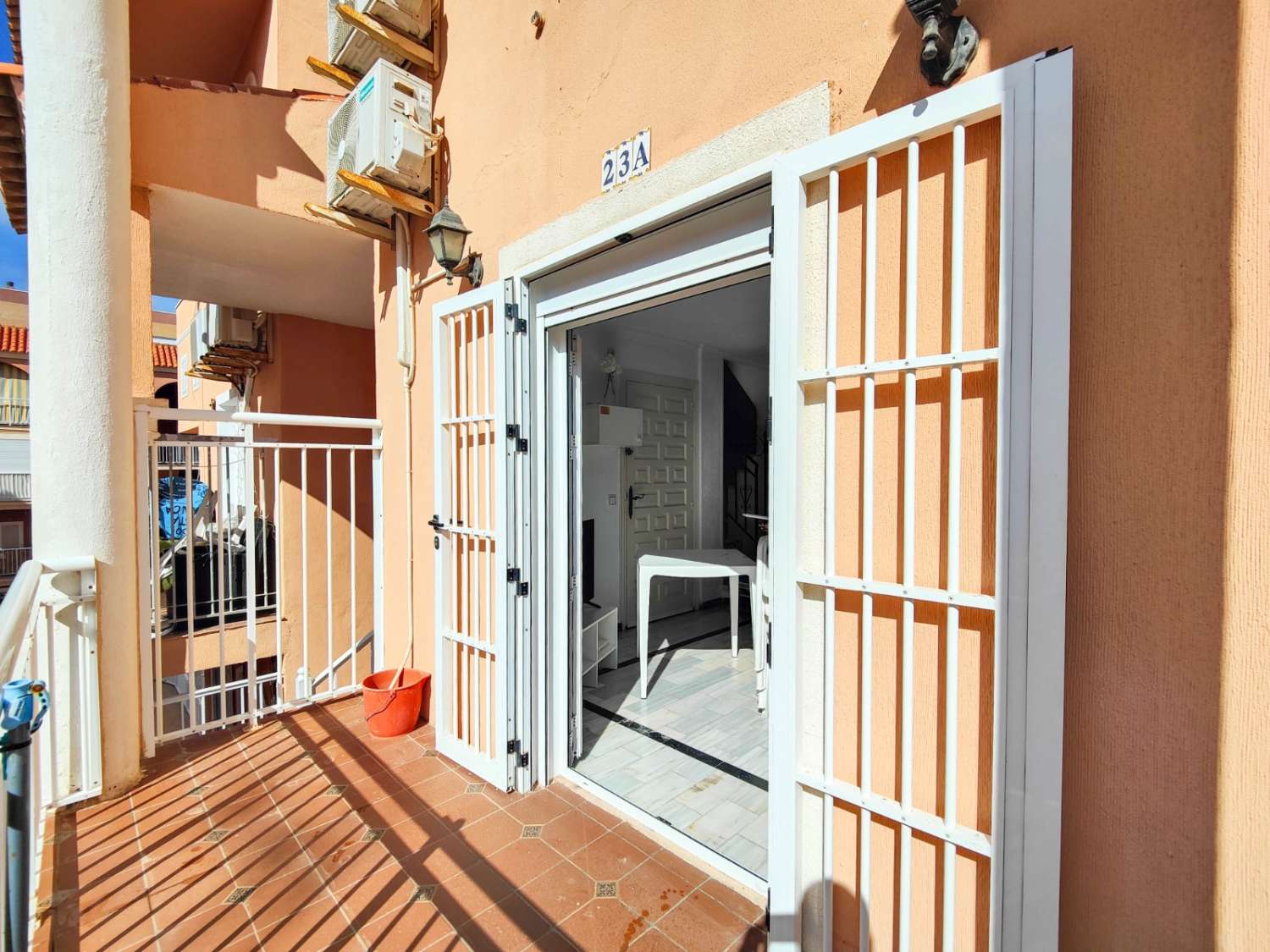 ÁTICO DÚPLEX CON SOLÁRIUM PRIVADO Y VISTAS AL MAR A 200 M DE LA PLAYA DE LA MATA