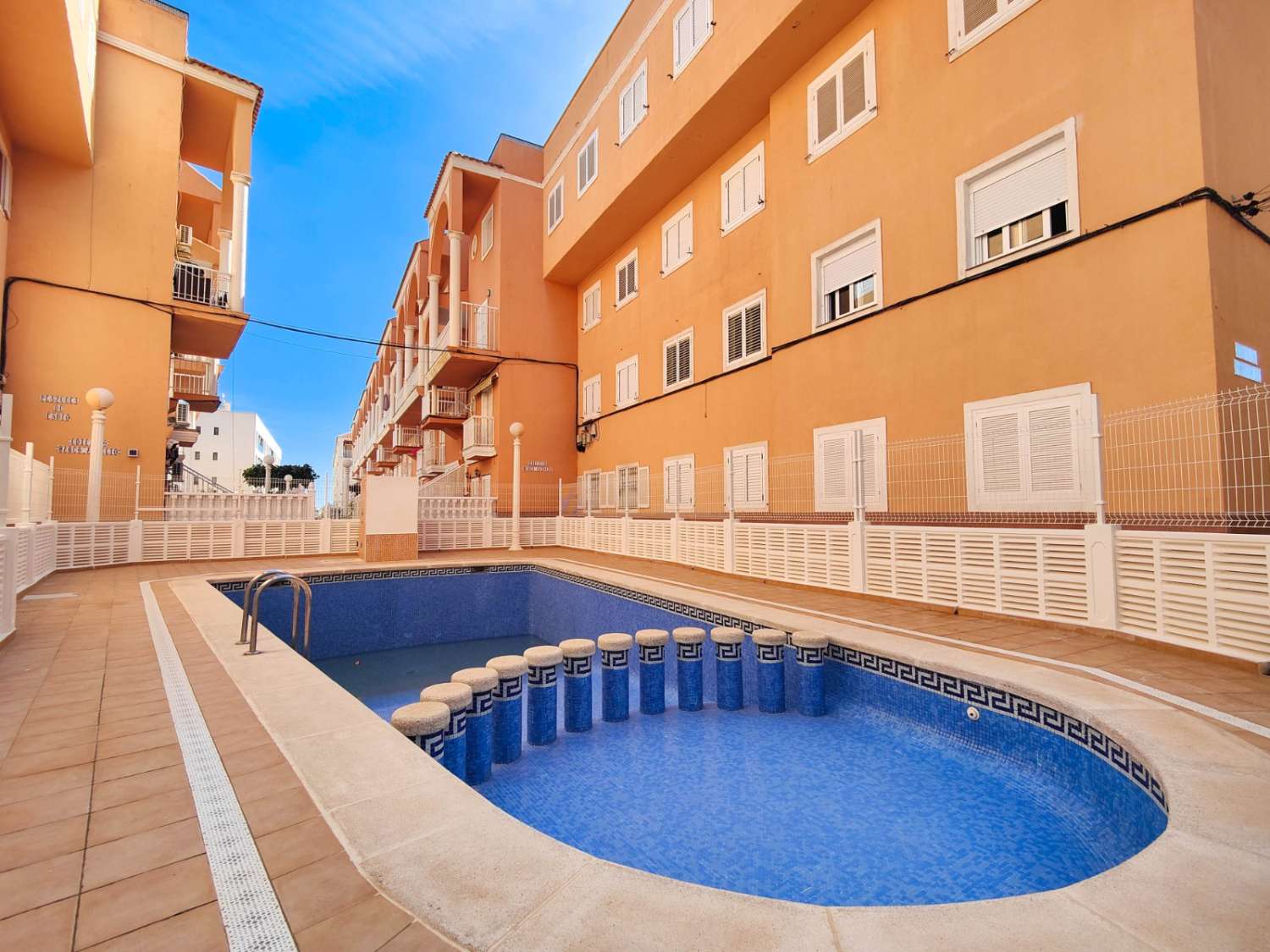 ÁTICO DÚPLEX CON SOLÁRIUM PRIVADO Y VISTAS AL MAR A 200 M DE LA PLAYA DE LA MATA