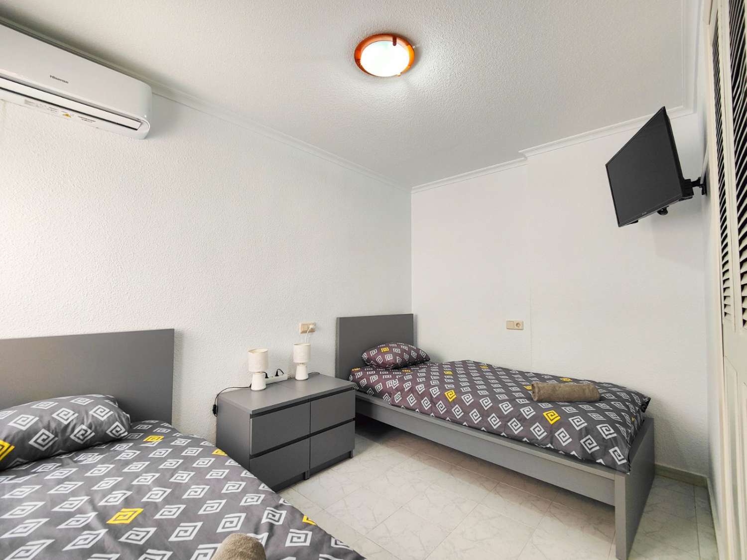 ÁTICO DÚPLEX CON SOLÁRIUM PRIVADO Y VISTAS AL MAR A 200 M DE LA PLAYA DE LA MATA