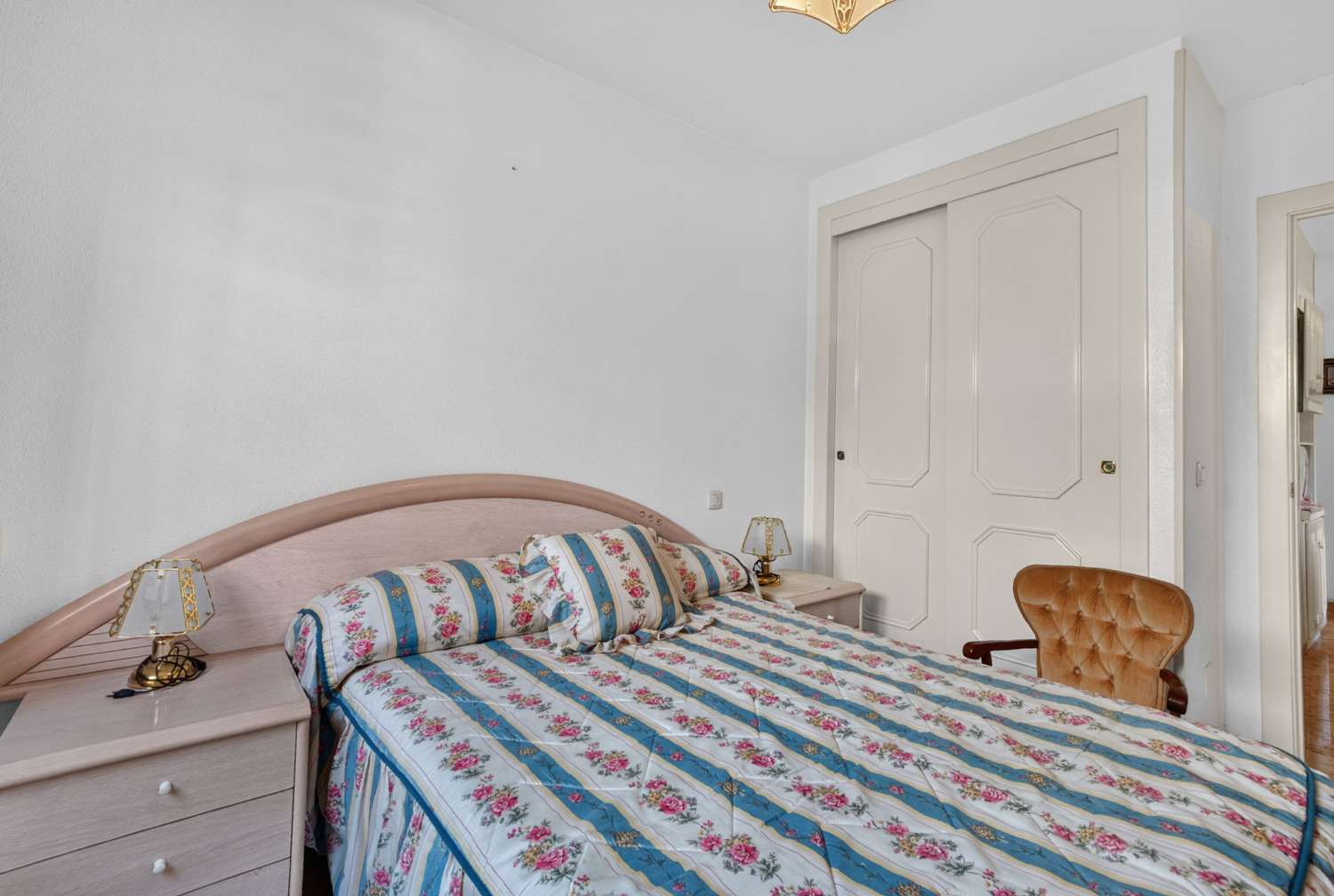 ADOSADO DE 3 DORMITORIOS CON SOLÁRIUM PRIVADO Y 2 PISCINAS COMUNITARIAS EN TORREVIEJA