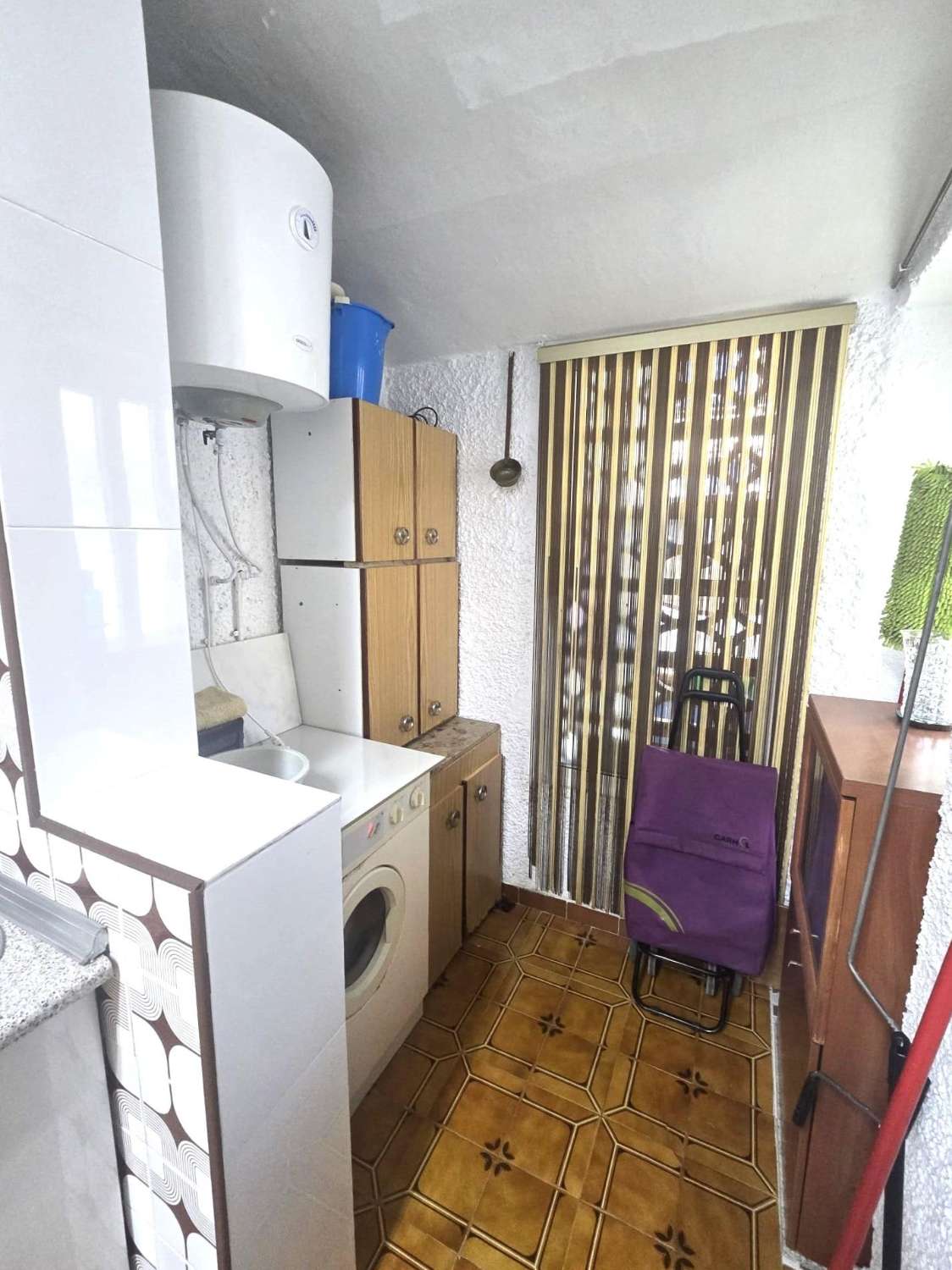 ADOSADO EN ESQUINA CON AMPLIAS TERRAZAS Y PISCINA A 10 MINUTOS DE LAS PLAYAS DEL CURA Y LOS LOCOS