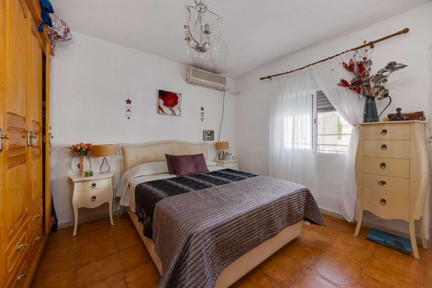 ADOSADO EN PLANTA BAJA CON JARDÍN PRIVADO EN NUEVA TORREVIEJA