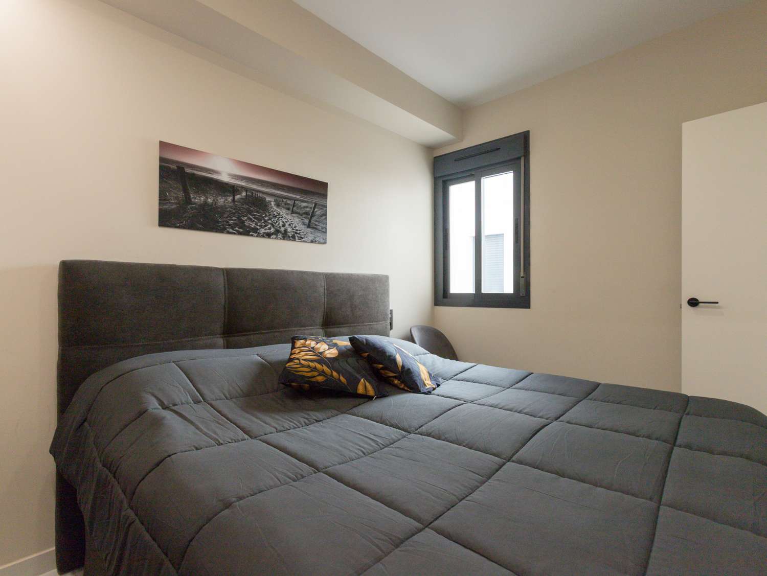 NYBYGGET PENTHOUSE MED PRIVAT SOLARIUM, SAUNA OG GARAGE I CENTRUM AF TORREVIEJA